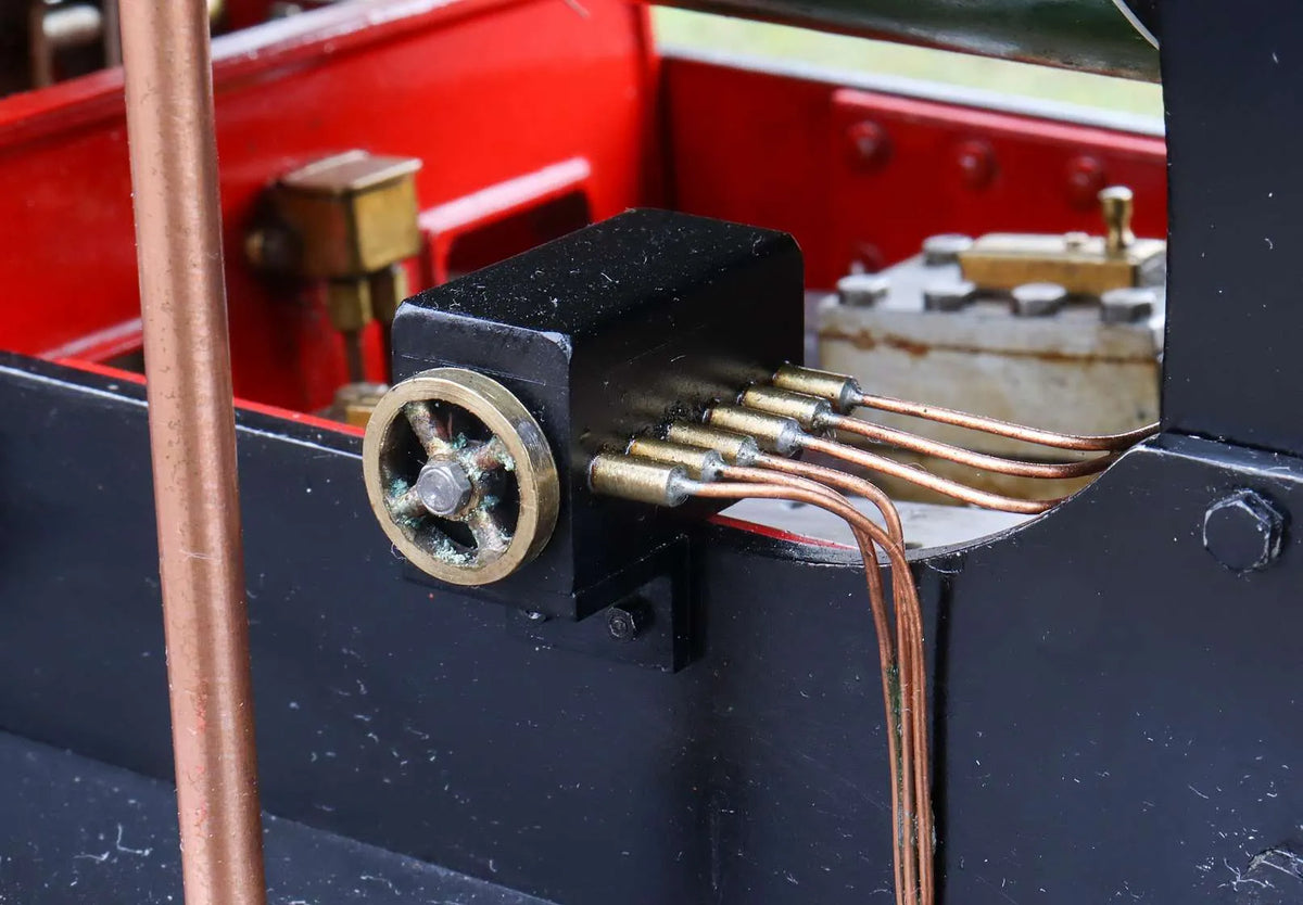 5 inch gauge "Claud Hamilton" 4-6-0