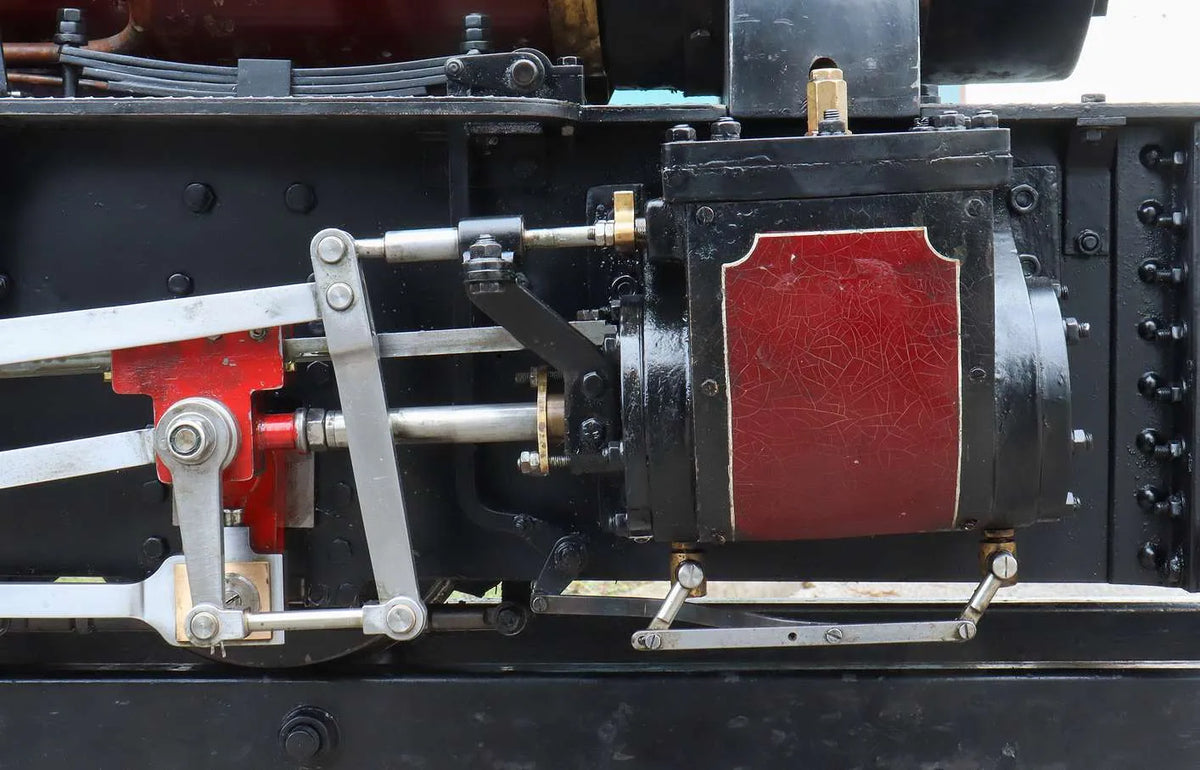 7 1/4 inch narrow gauge Arn Jung 0-6-2 "Graf Schwerin-Löwitz"