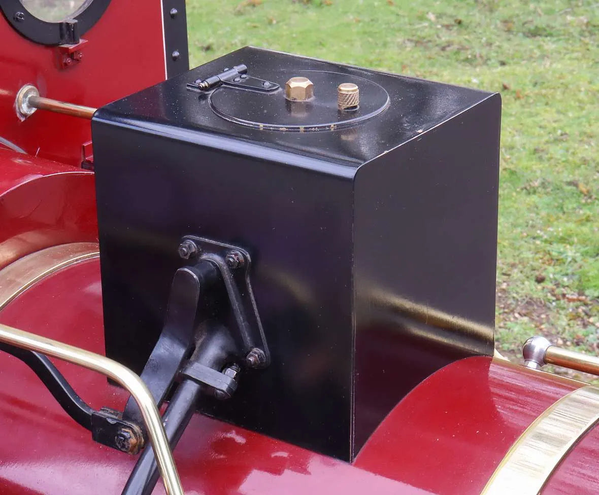 7 1/4 inch narrow gauge Arn Jung 0-6-2 "Graf Schwerin-Löwitz"