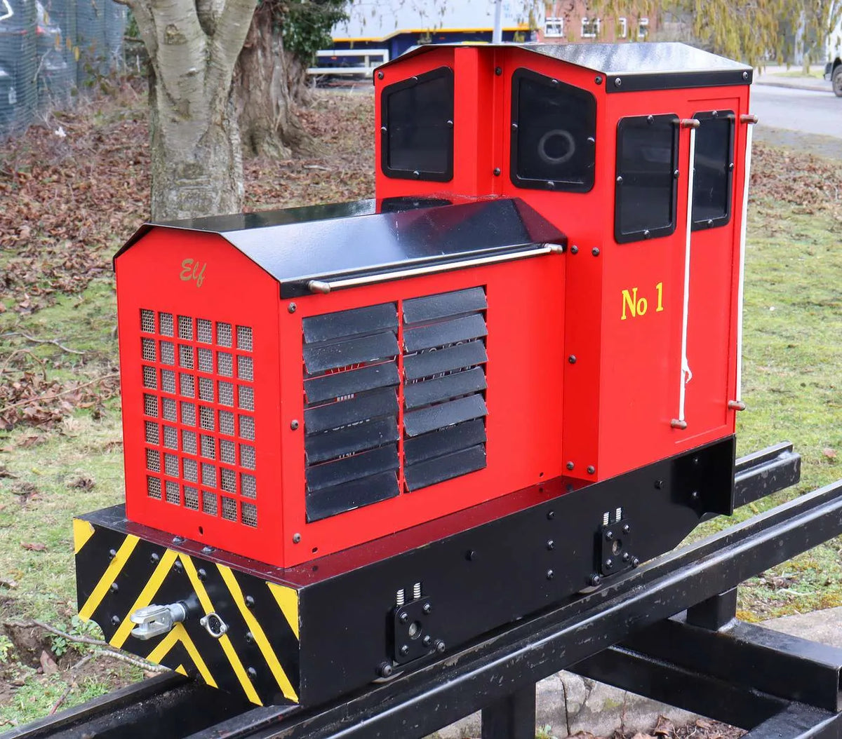 5 inch narrow gauge 0-4-0 battery electric
