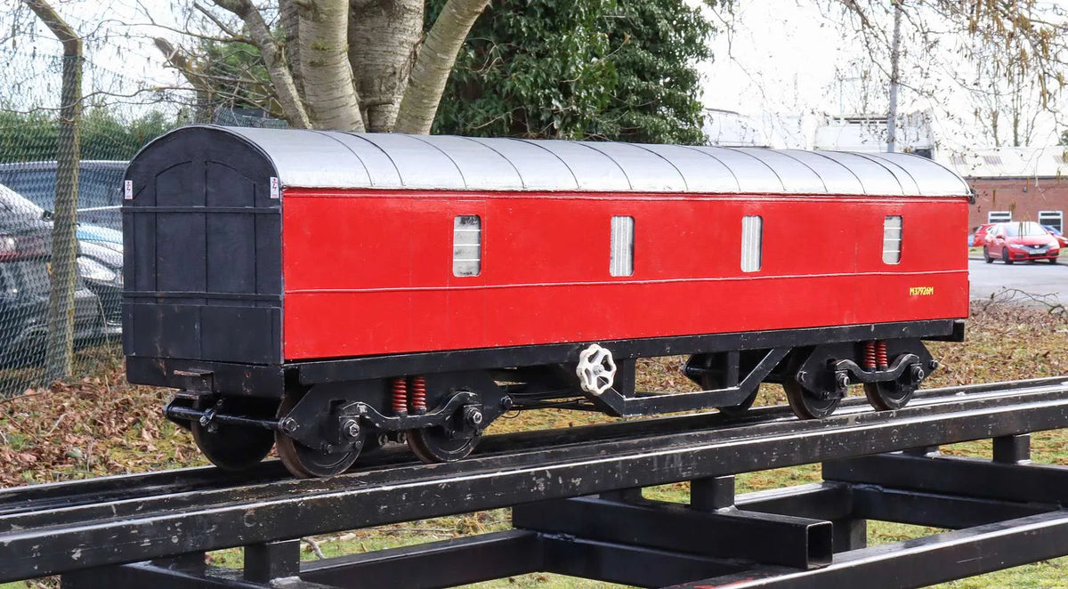 5 inch LMS luggage van