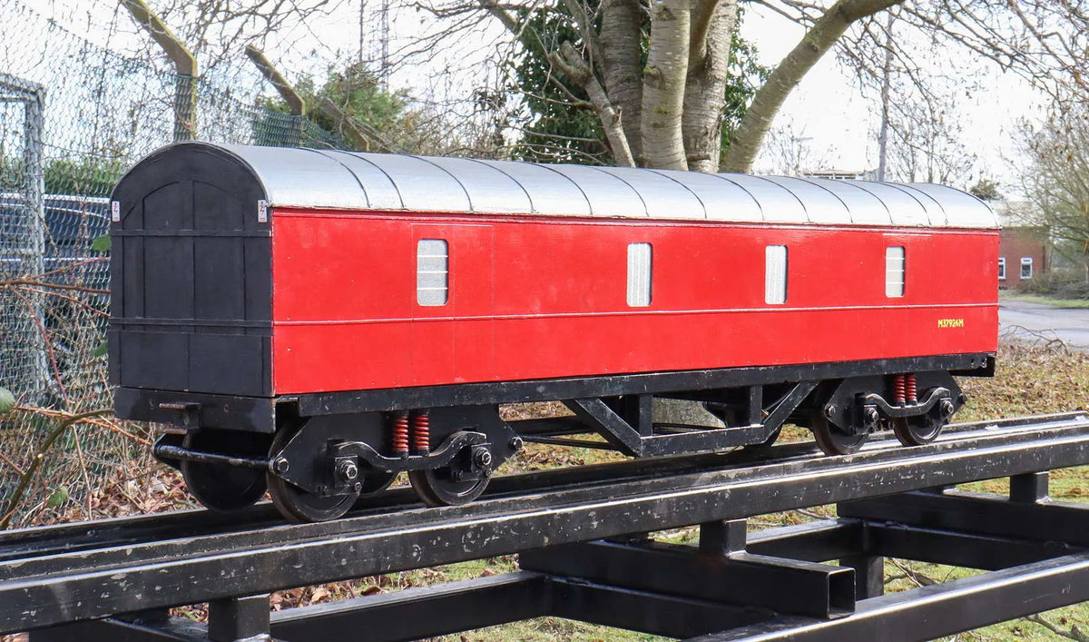 5 inch LMS luggage van
