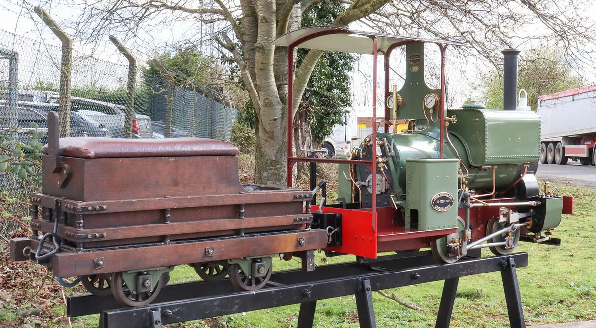 7 1/4 inch narrow gauge Kerr, Stuart "Wren" 0-4-0ST with driving truck