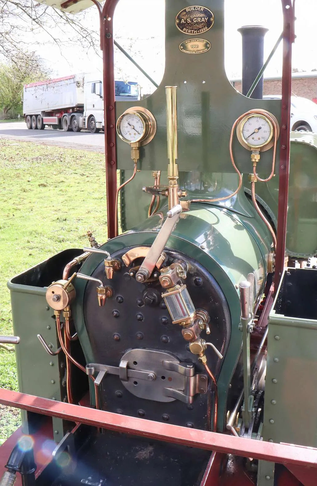 7 1/4 inch narrow gauge Kerr, Stuart "Wren" 0-4-0ST with driving truck