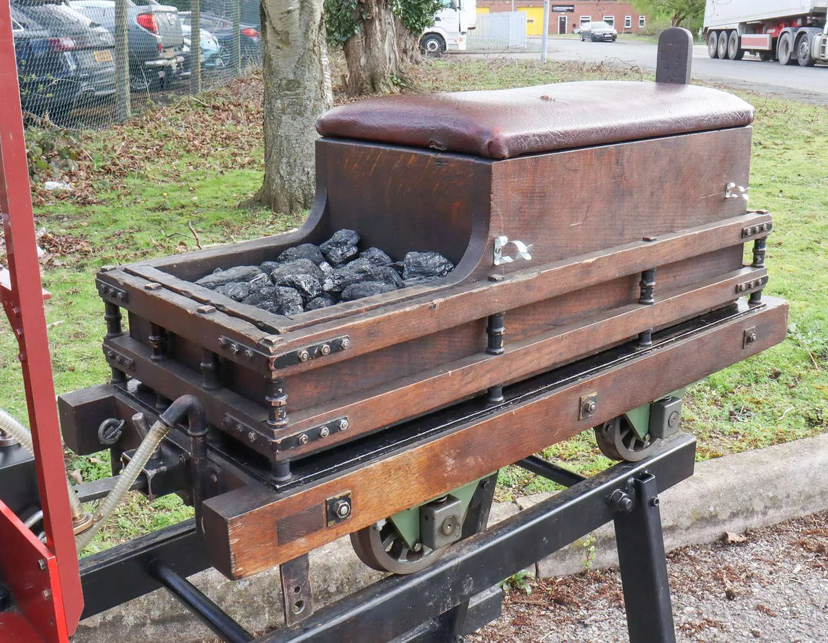 7 1/4 inch narrow gauge Kerr, Stuart "Wren" 0-4-0ST with driving truck