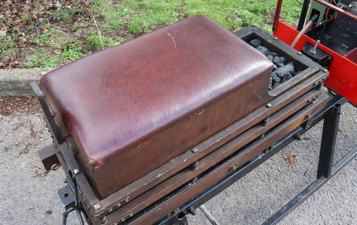 7 1/4 inch narrow gauge Kerr, Stuart "Wren" 0-4-0ST with driving truck