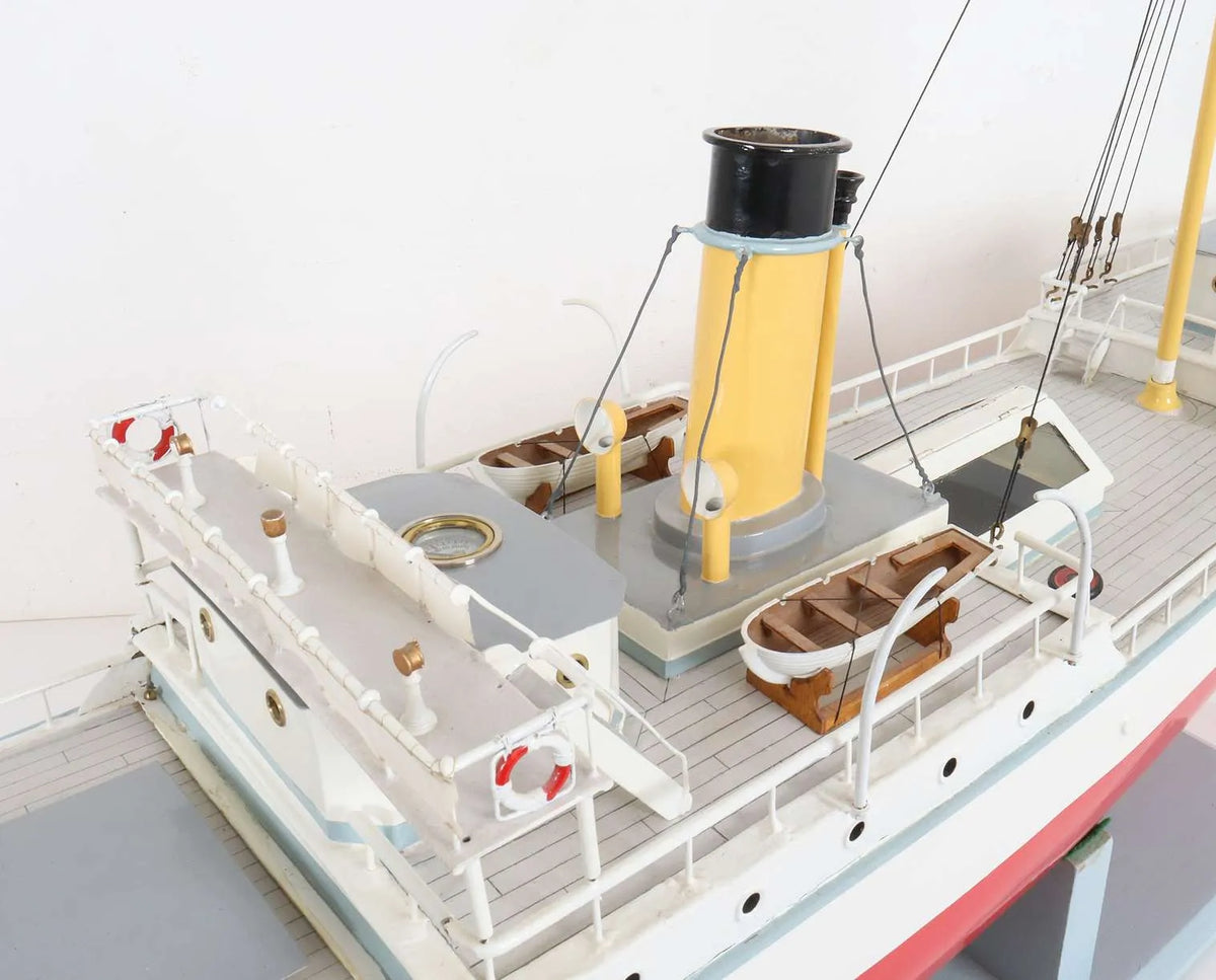 Vintage steam yacht