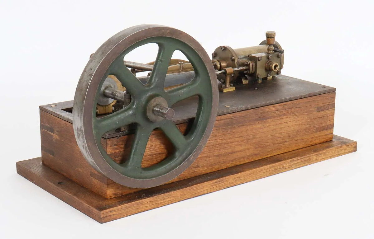 Vintage horizontal engine