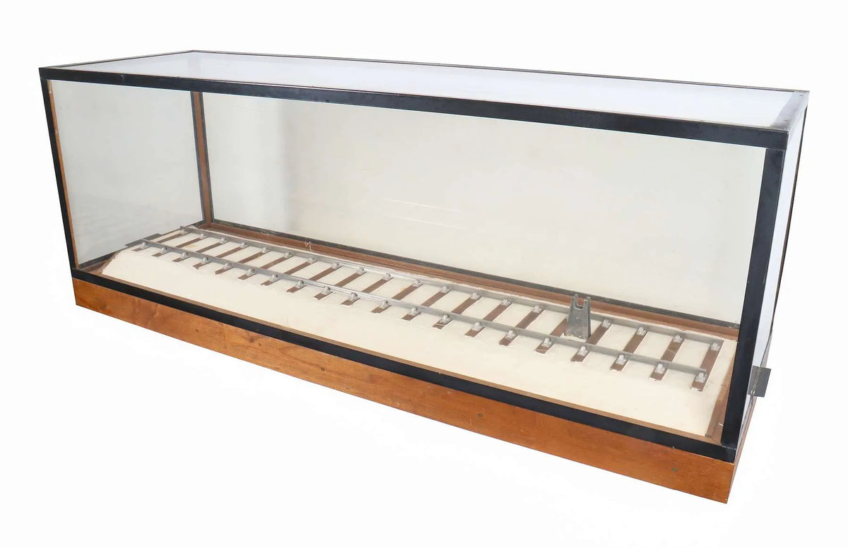 5 inch gauge display case