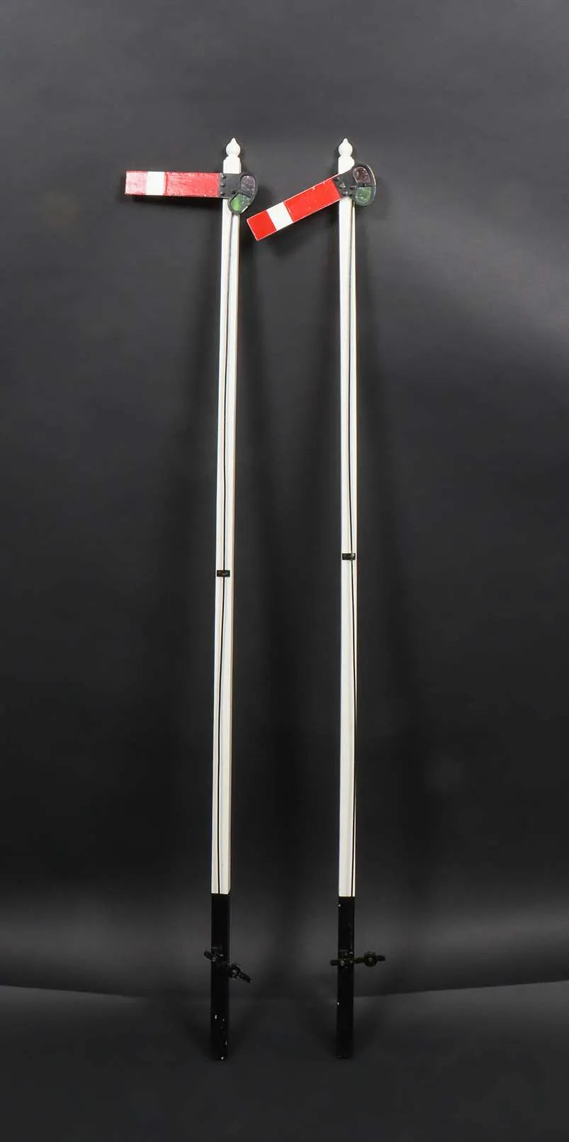 Pair semaphore signals