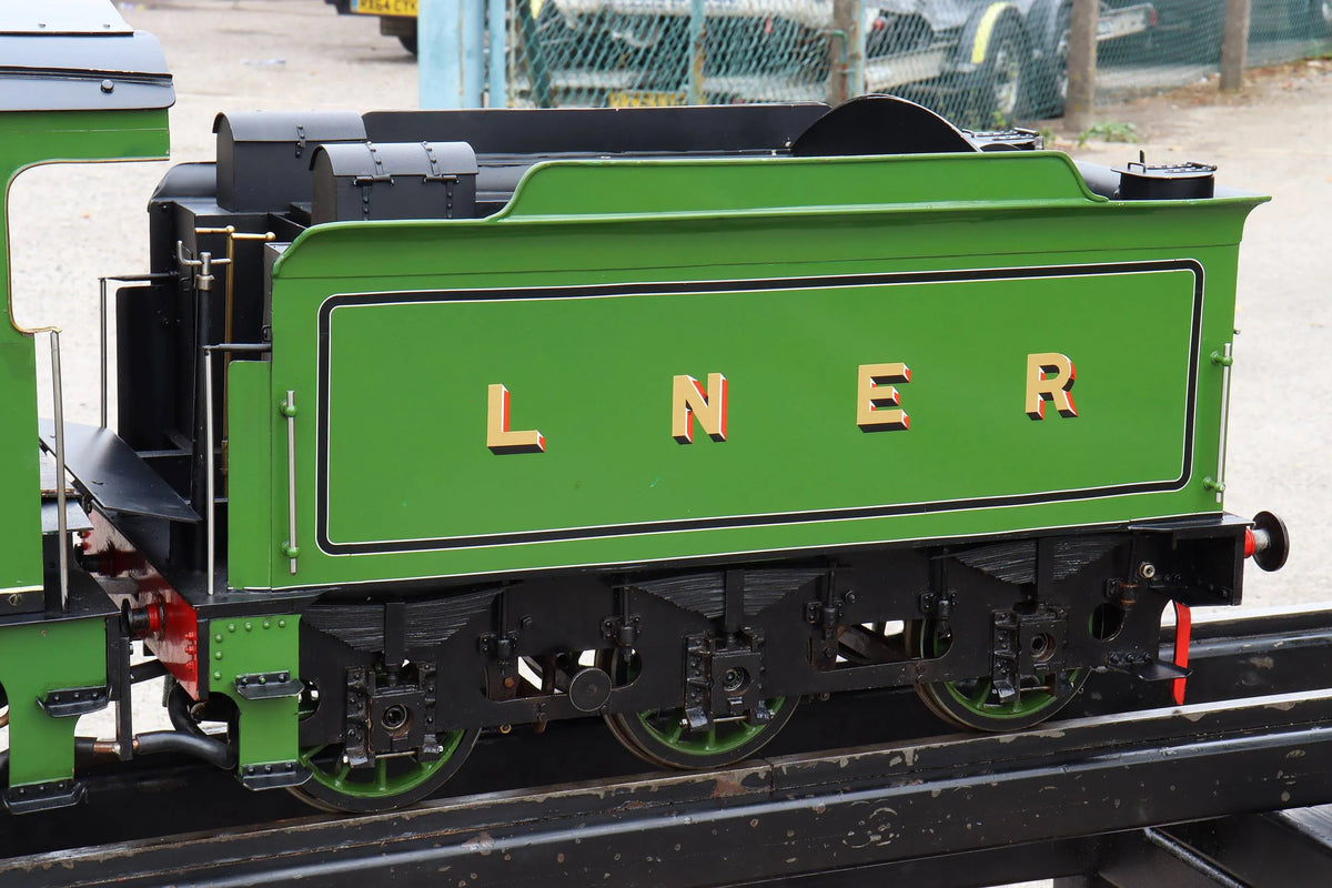 5 inch gauge "Claud Hamilton" 4-4-0