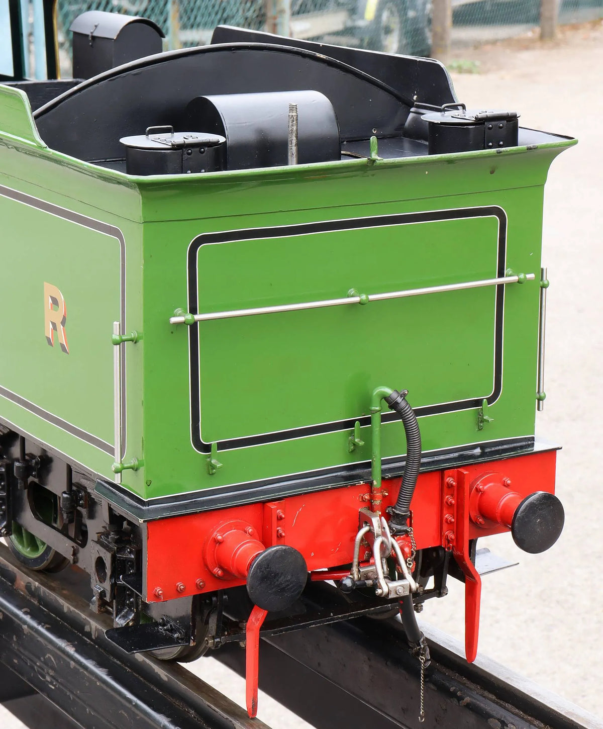 5 inch gauge "Claud Hamilton" 4-4-0