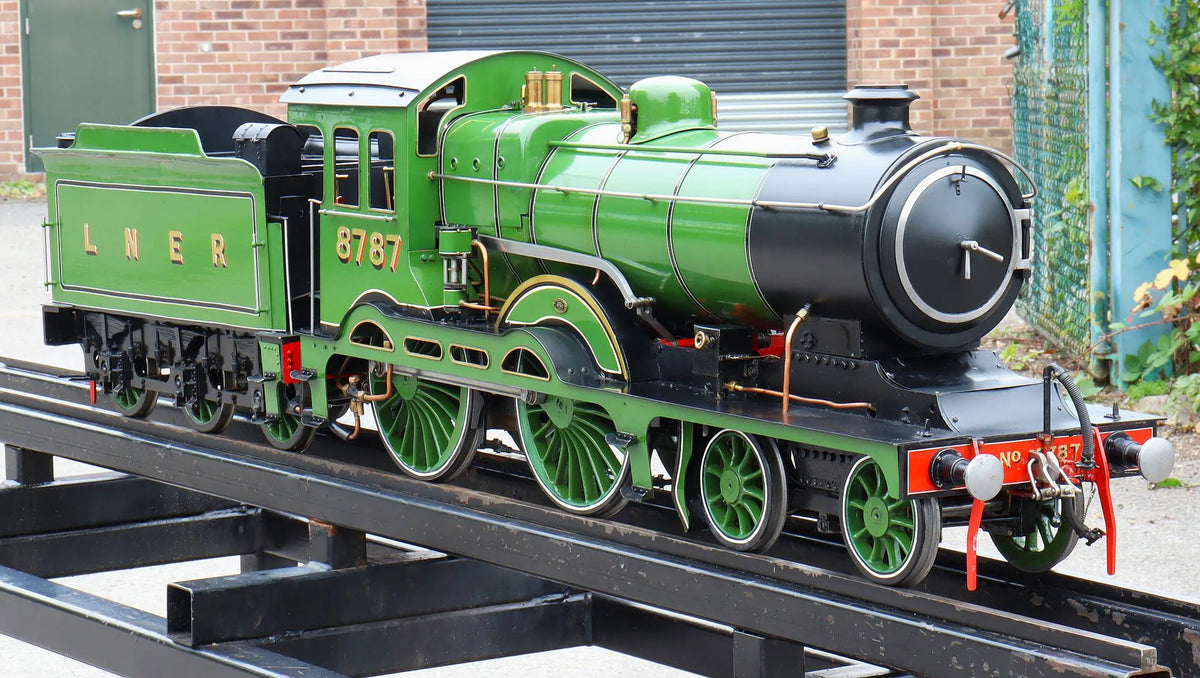 5 inch gauge "Claud Hamilton" 4-4-0