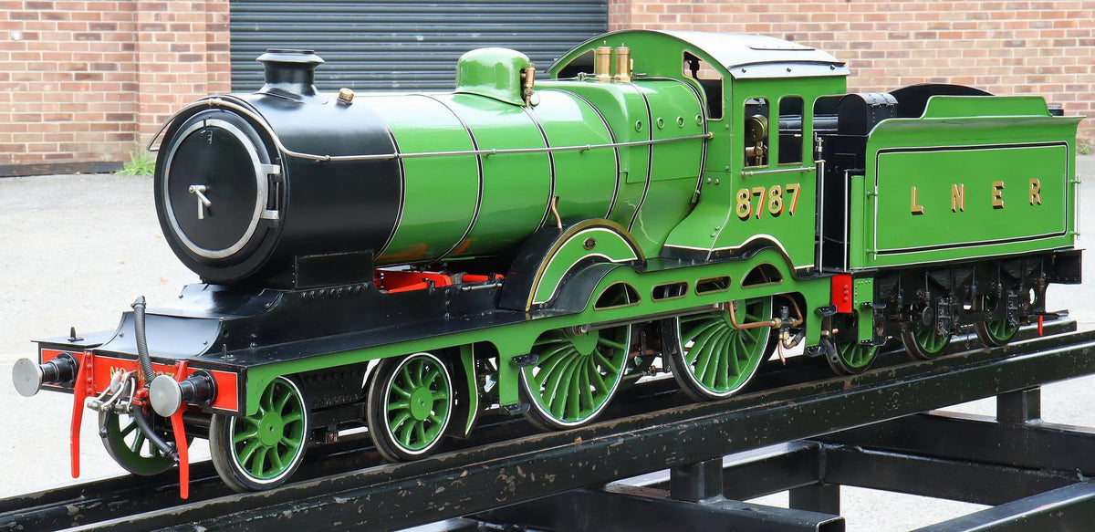 5 inch gauge "Claud Hamilton" 4-4-0