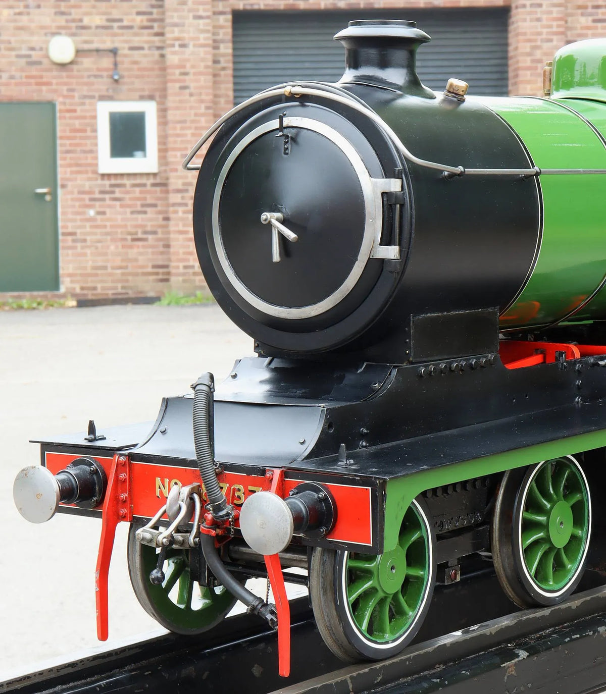 5 inch gauge "Claud Hamilton" 4-4-0