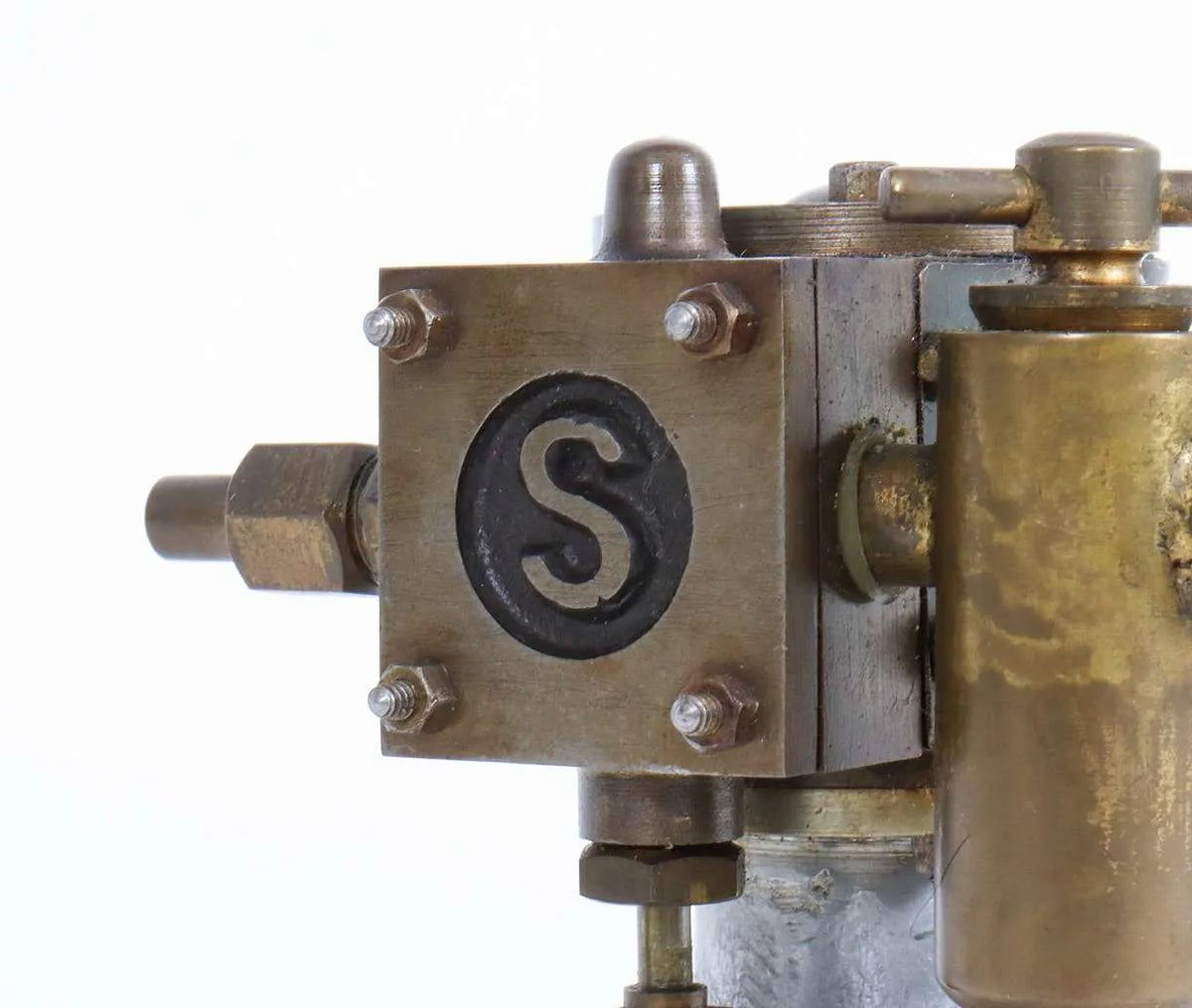 Stuart "BB" vertical engine
