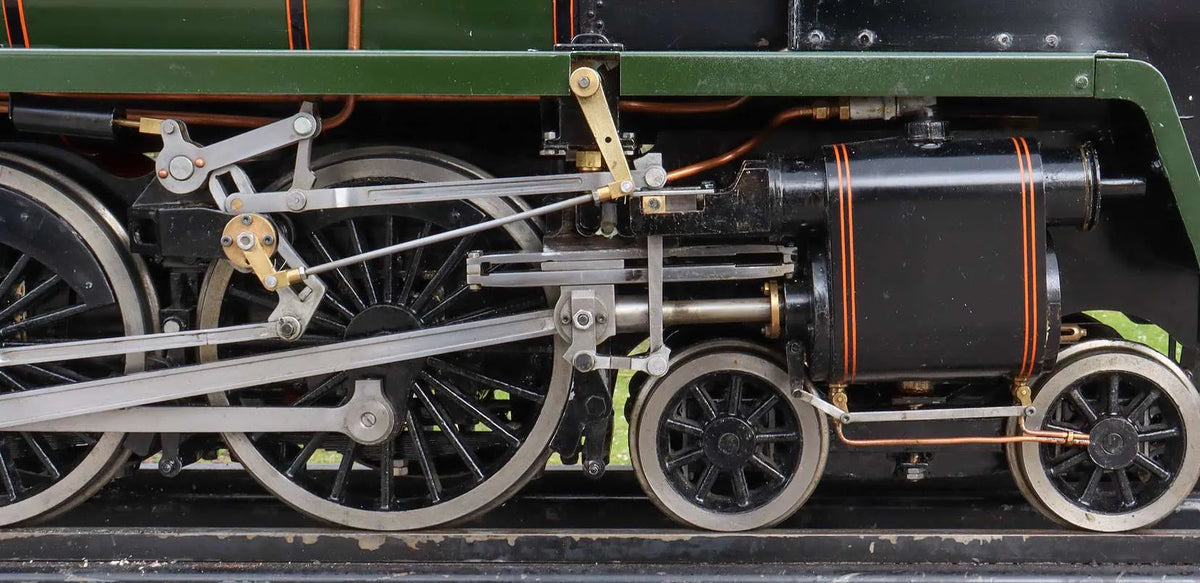 5 inch gauge BR Standard Class 7 No.70013 "Oliver Cromwell"