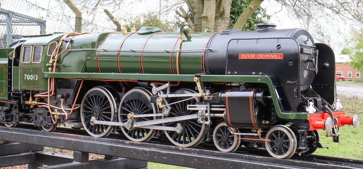 5 inch gauge BR Standard Class 7 No.70013 "Oliver Cromwell"
