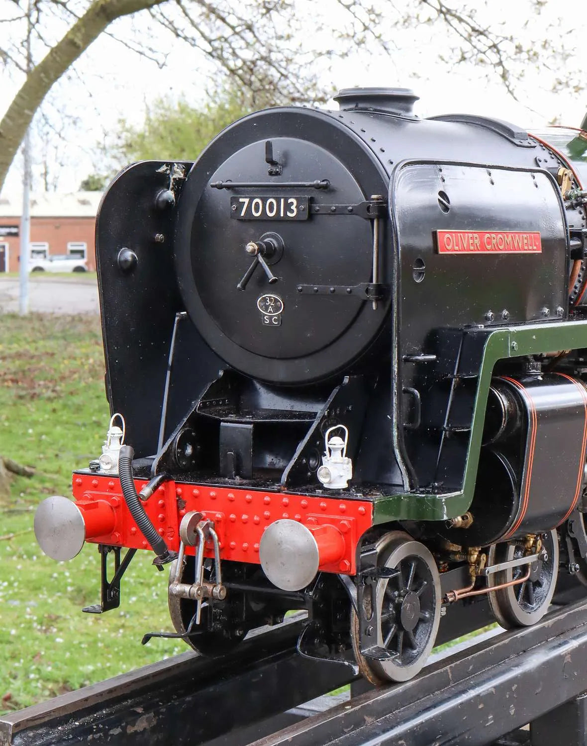 5 inch gauge BR Standard Class 7 No.70013 "Oliver Cromwell"