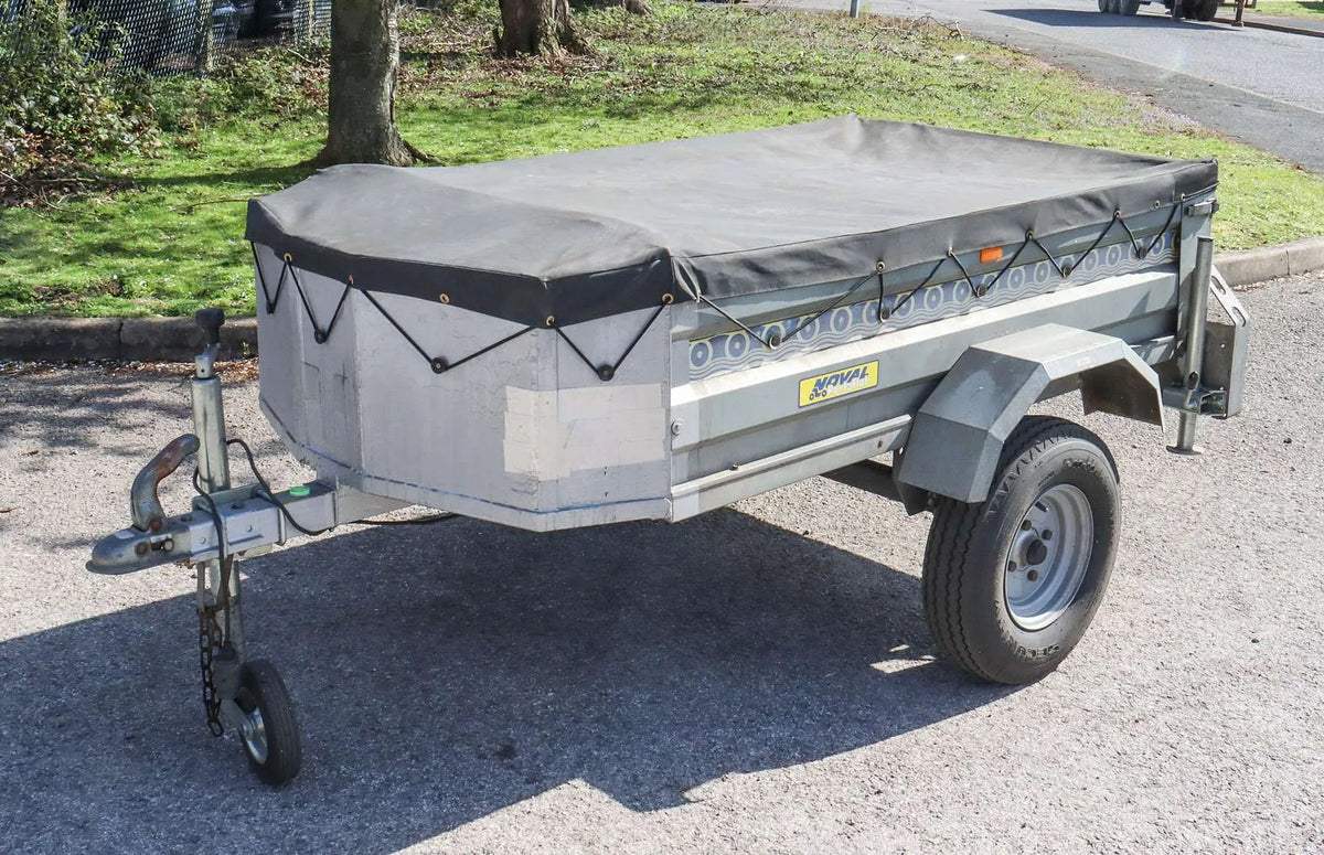 Single axle 5' x 3' road trailer