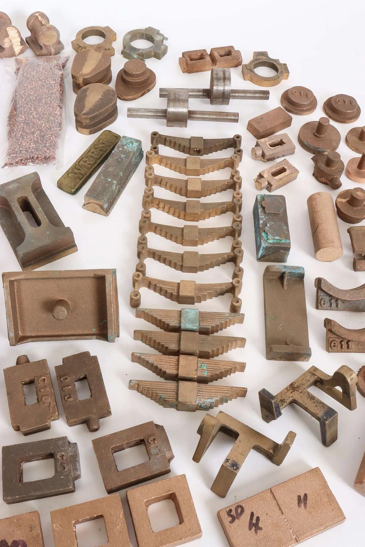 Quantity parts, gunmetal and iron castings