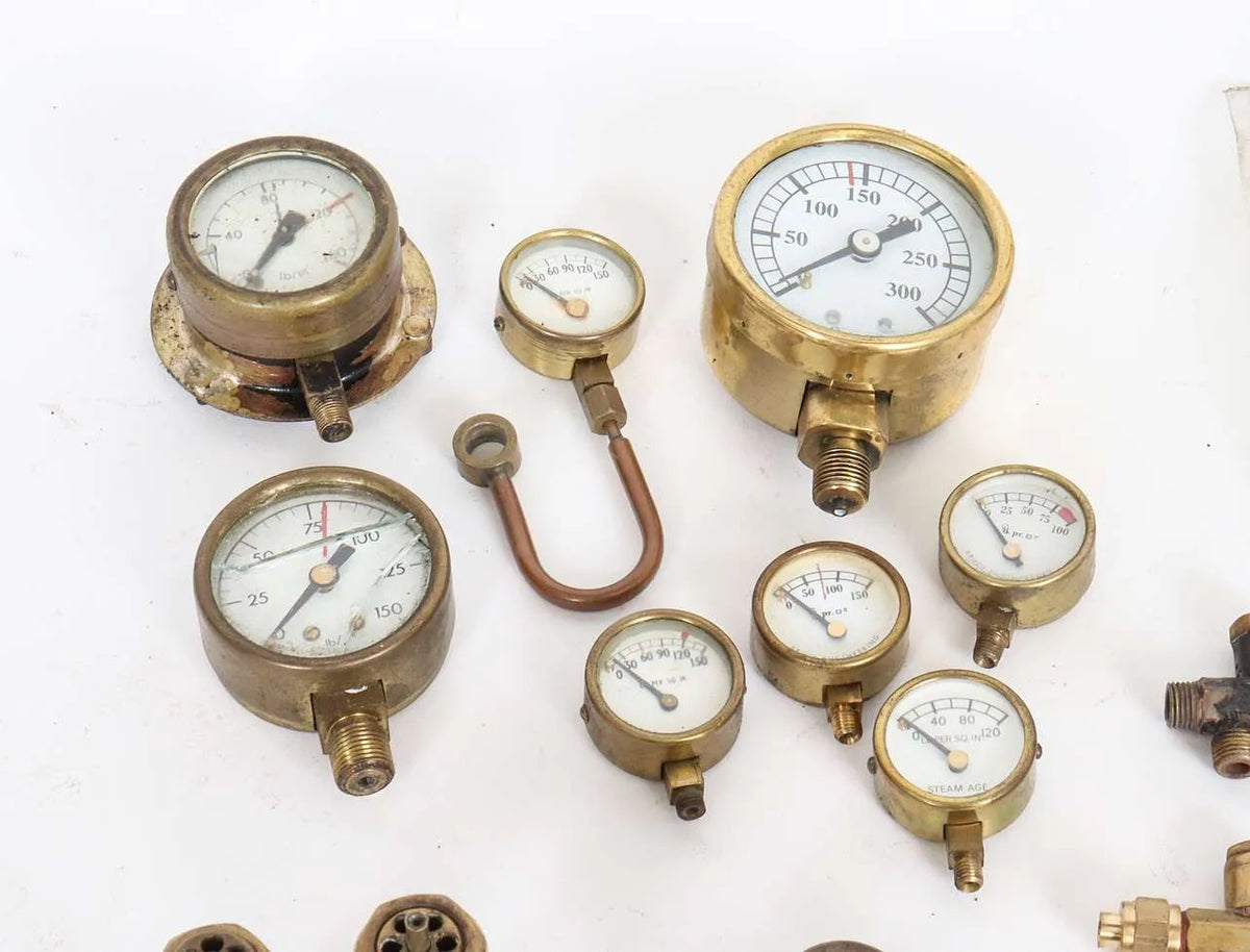 Assorted fittings