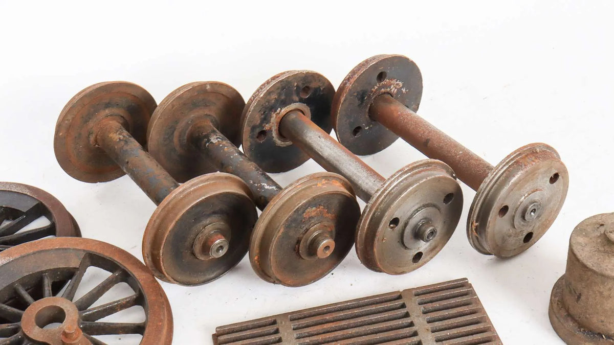 Miscellaneous 5 inch gauge parts and castings