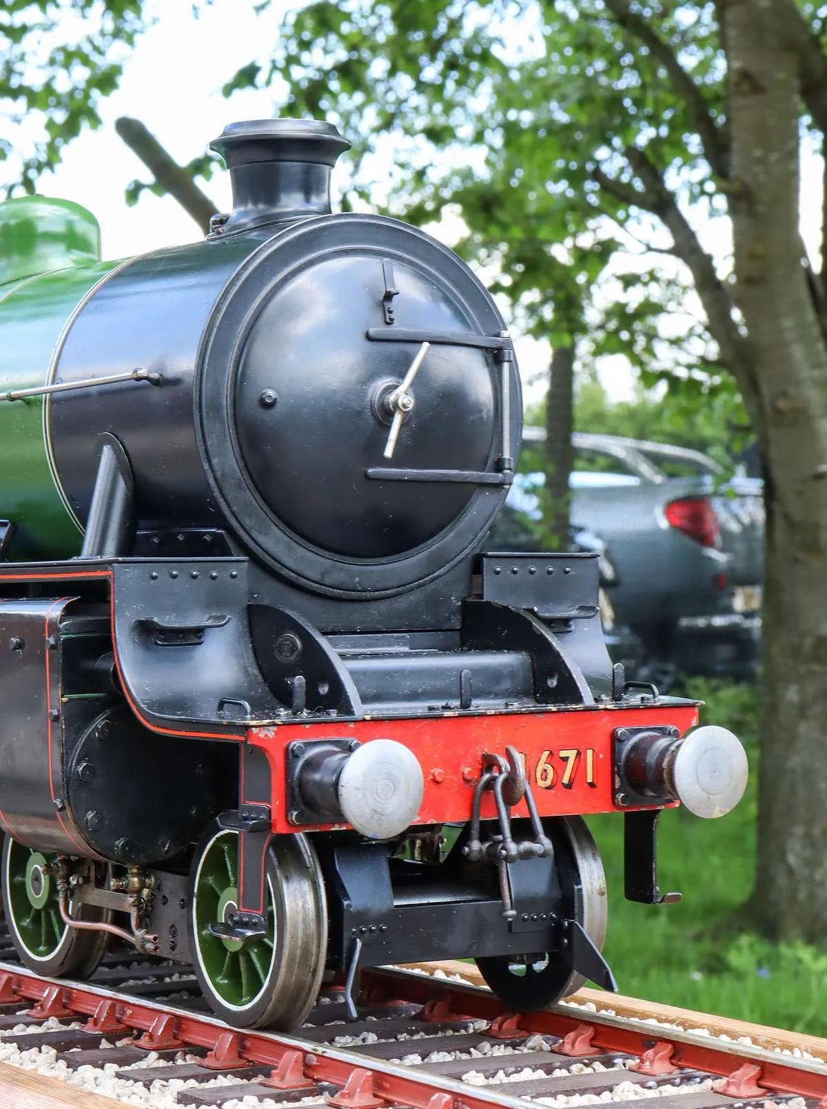 3 1/2 inch gauge LNER B2 4-6-0