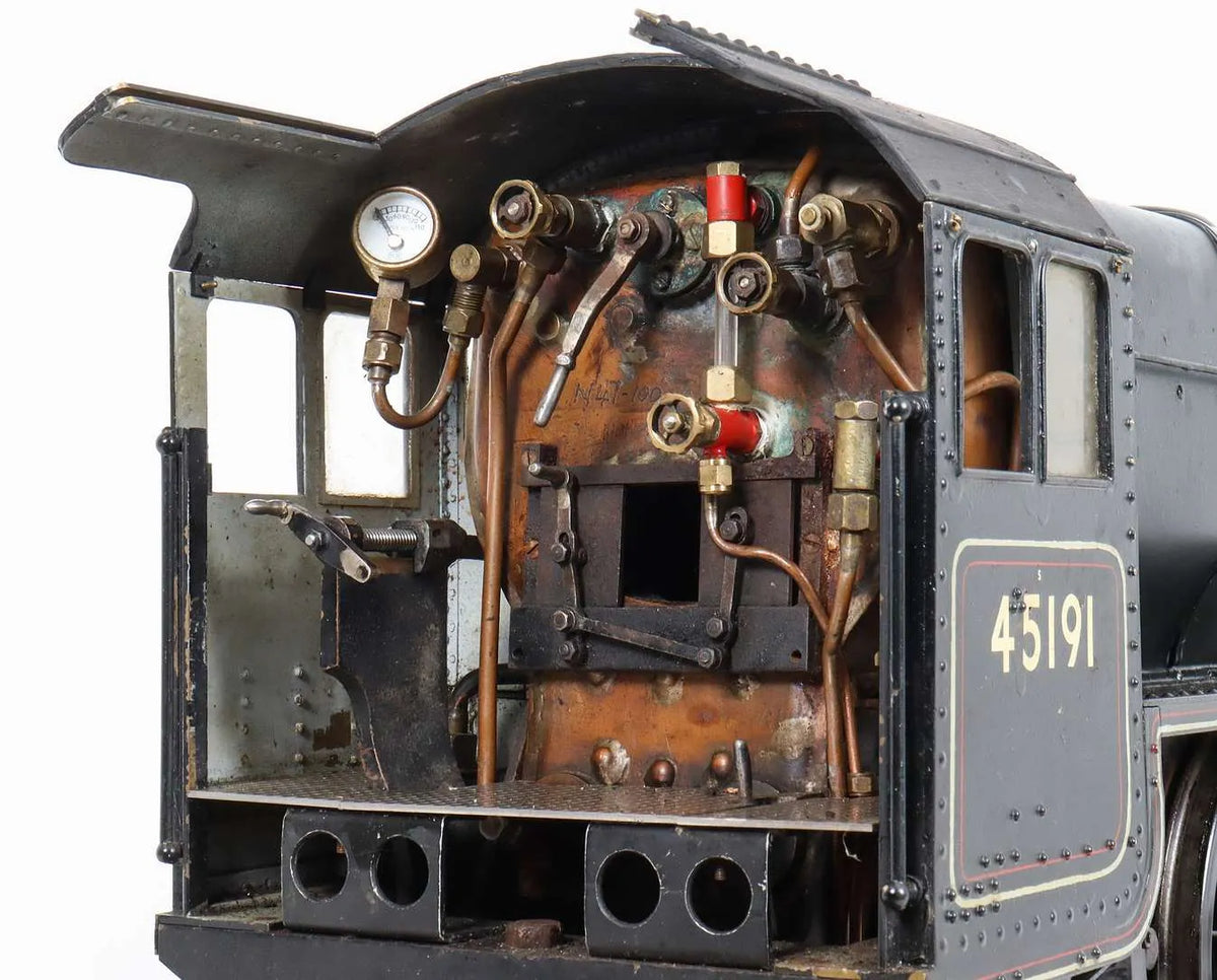 3 1/2 inch gauge Black 5