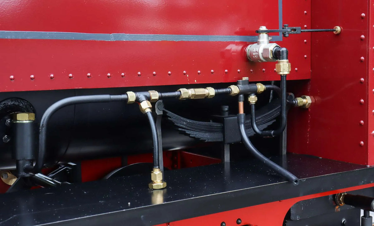 7 1/4 inch narrow gauge Hunslet 0-4-0ST "Lilla" with tender