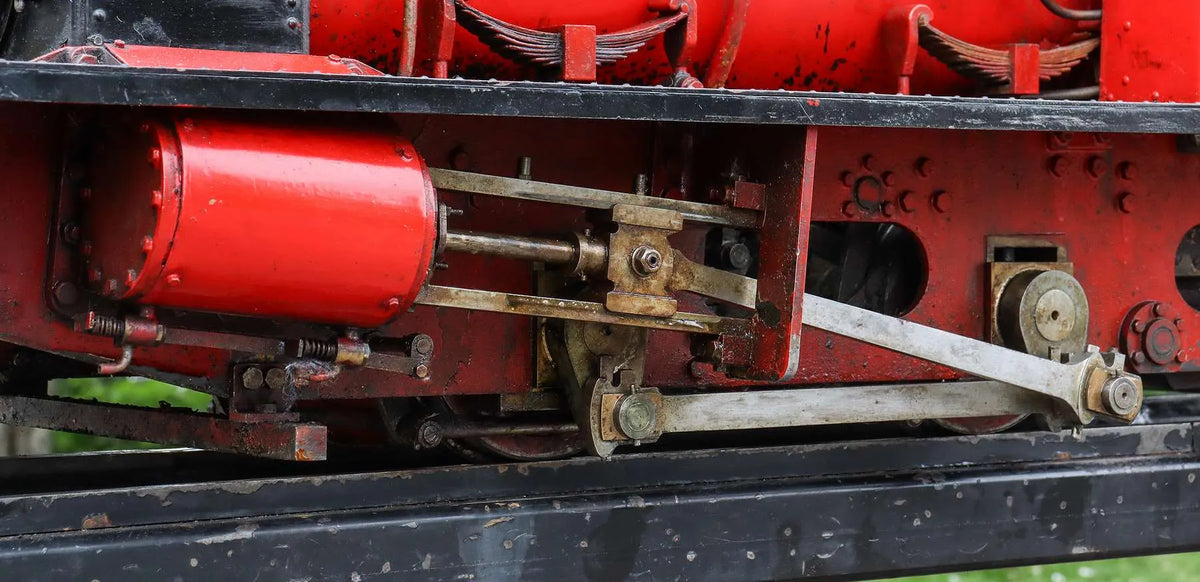 5 inch narrow gauge Hunslet 0-4-0ST "Holy War"
