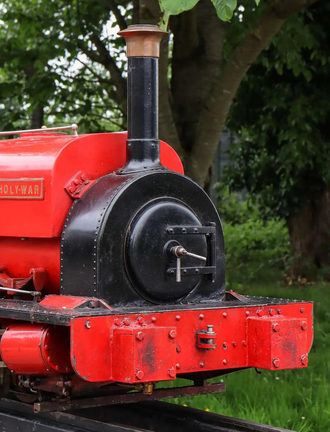 5 inch narrow gauge Hunslet 0-4-0ST "Holy War"