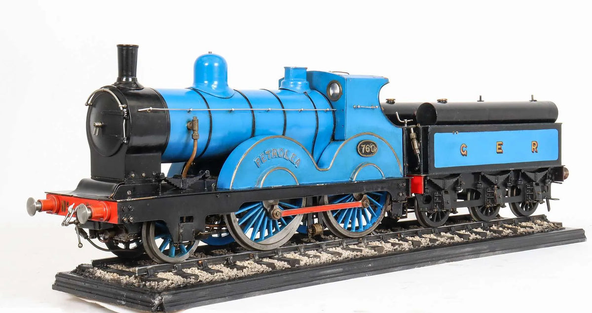 3 1/2 inch gauge Petrolea 2-4-0
