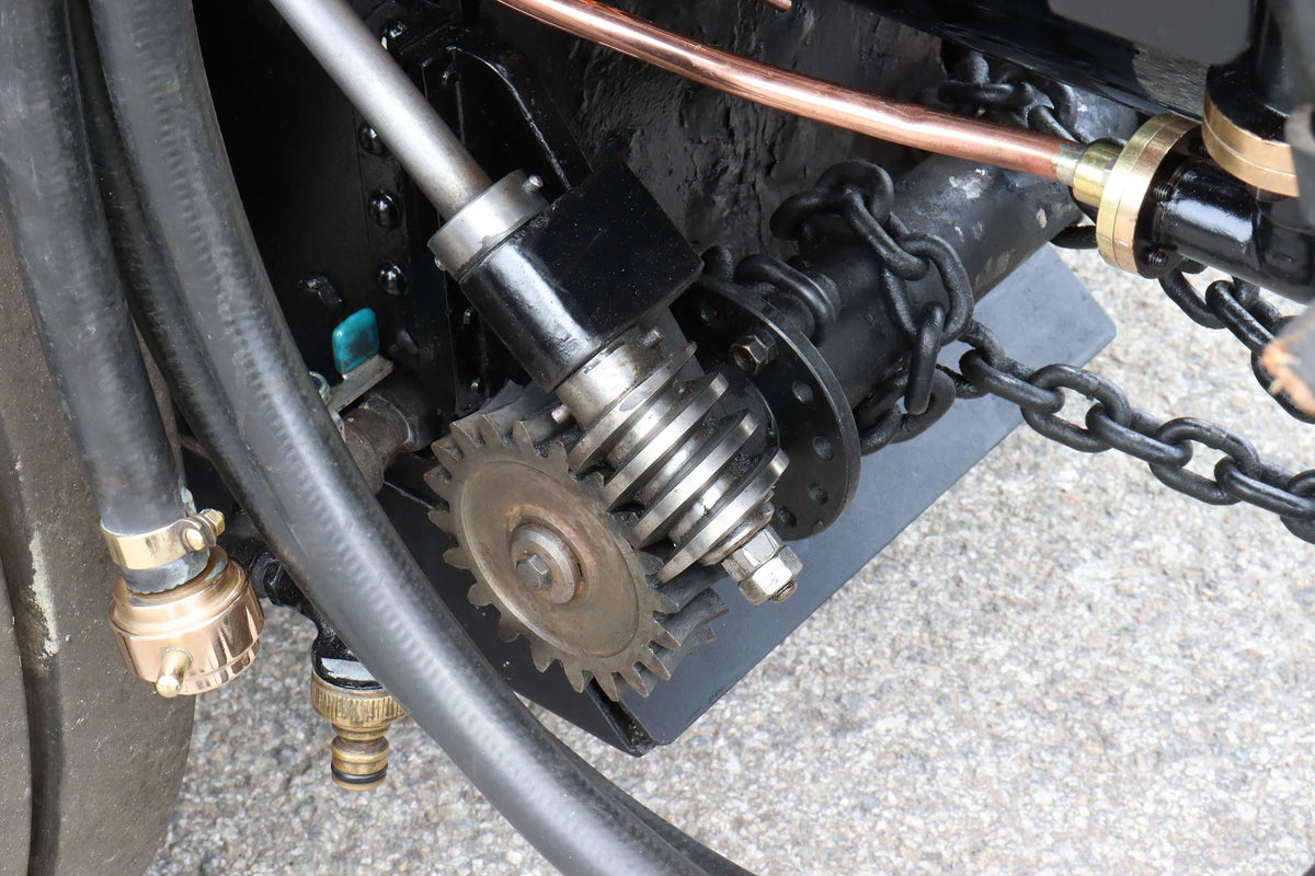 4 inch scale Fowler B6 DCC agricultural engine