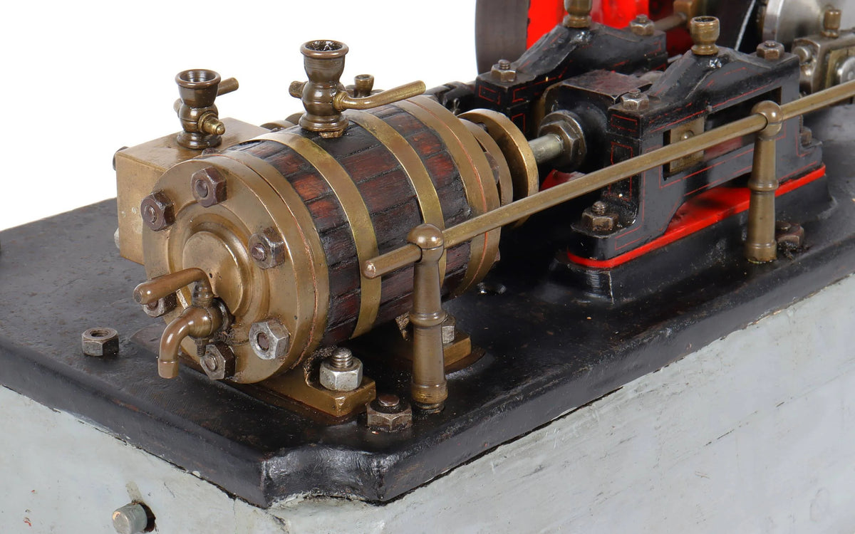 Vintage horizontal mill engine
