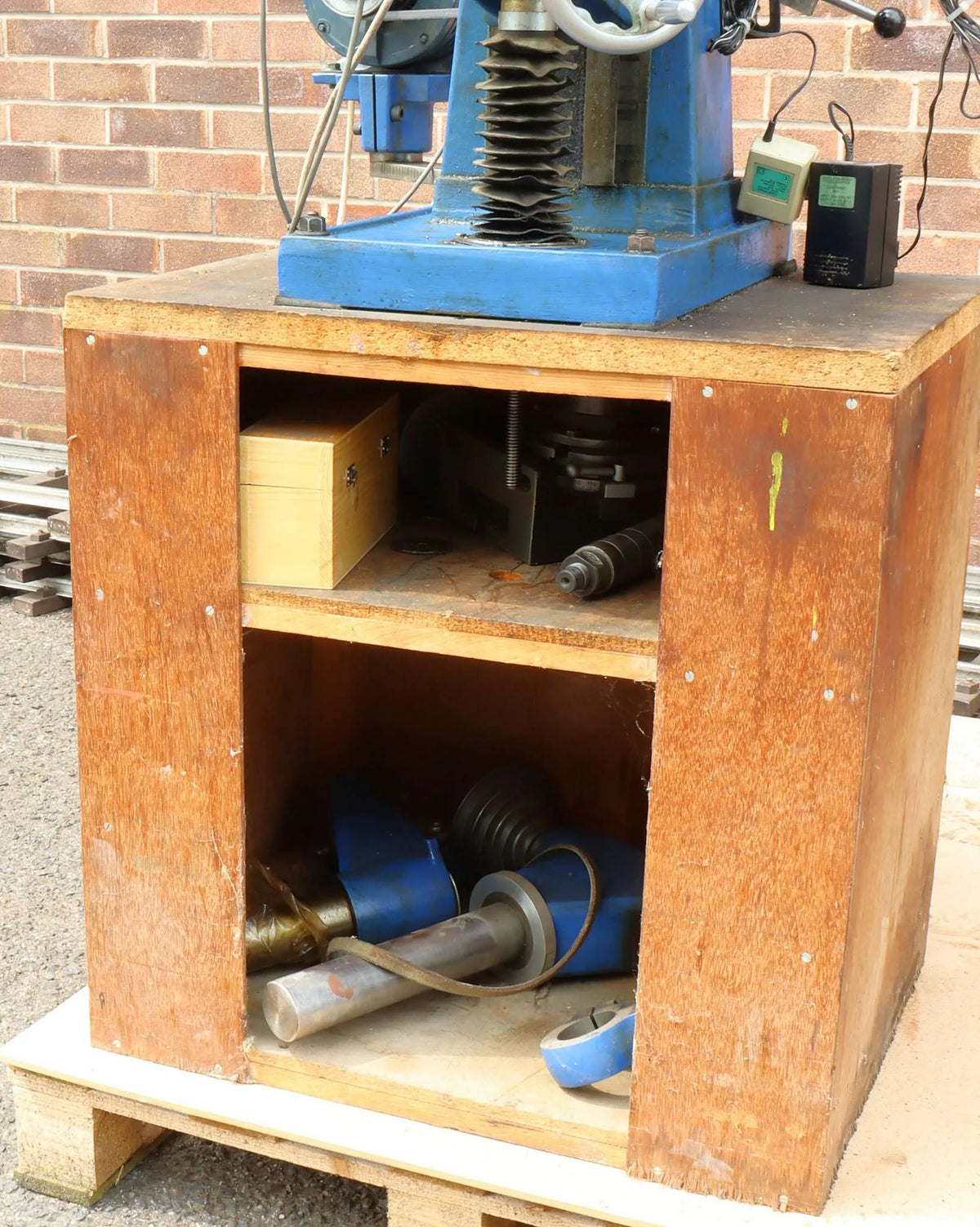 Sharp Mk2 vertical/horizontal milling machine with DRO