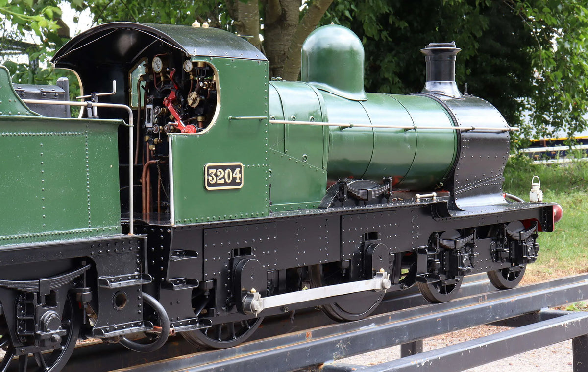 7 1/4 inch gauge GWR 32XX "Dukedog" 4-4-0