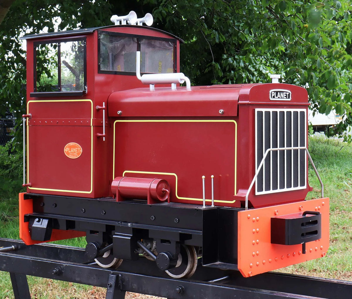 7 1/4 inch gauge Maxitrak "Planet 2" battery electric 0-4-0 shunter