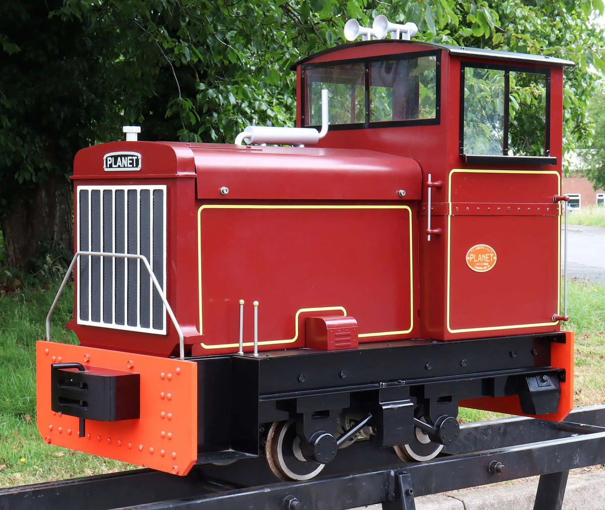 7 1/4 inch gauge Maxitrak "Planet 2" battery electric 0-4-0 shunter