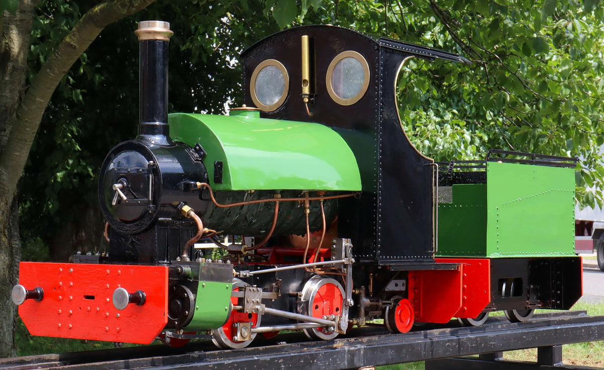 5 inch gauge ''Sweet Pea'' 0-4-2T and tender