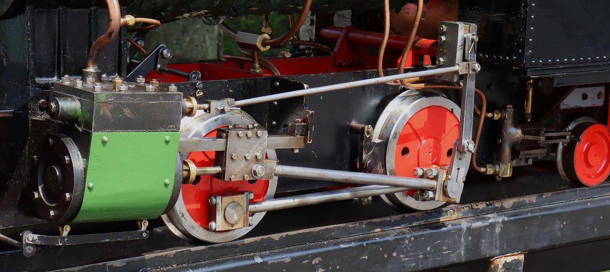 5 inch gauge ''Sweet Pea'' 0-4-2T and tender