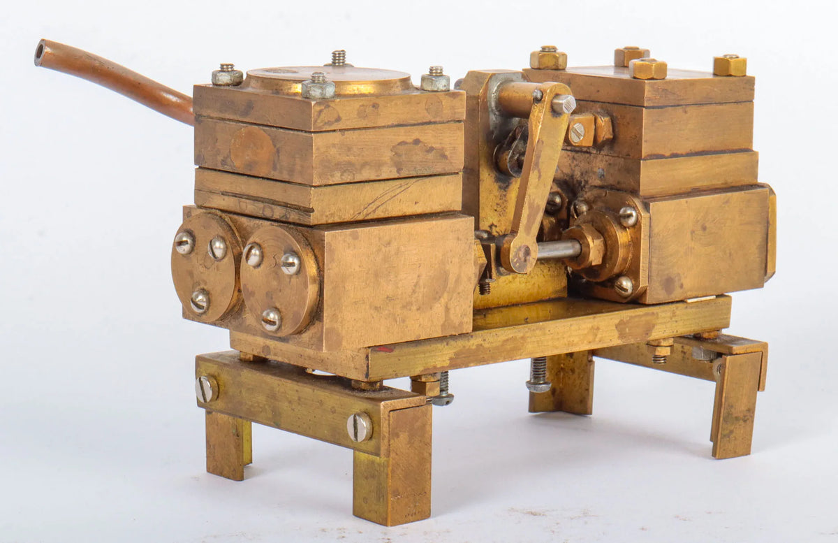 Duplex steam pump