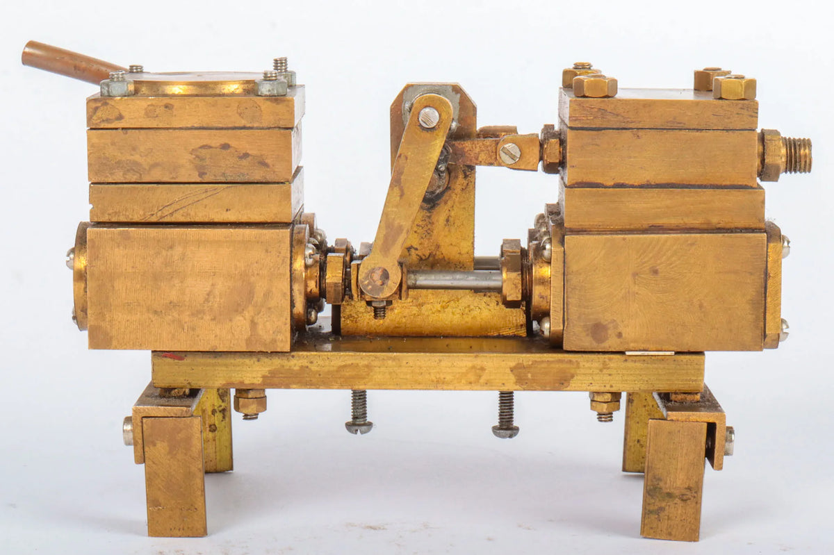 Duplex steam pump