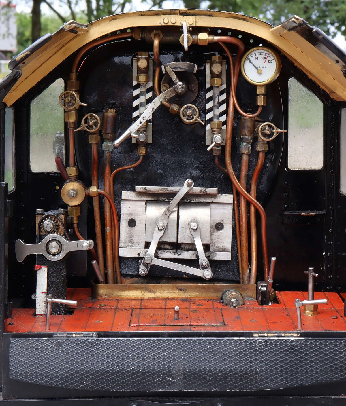 5 inch gauge LMS 8F 2-8-0