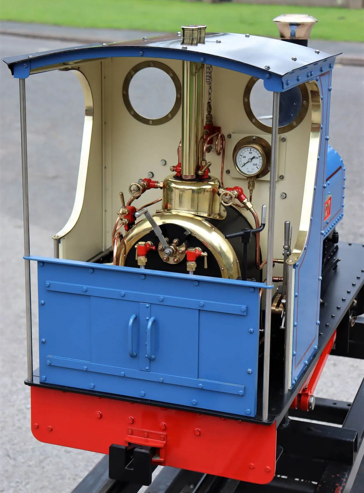 5 inch narrow gauge Hunslet 0-4-0ST