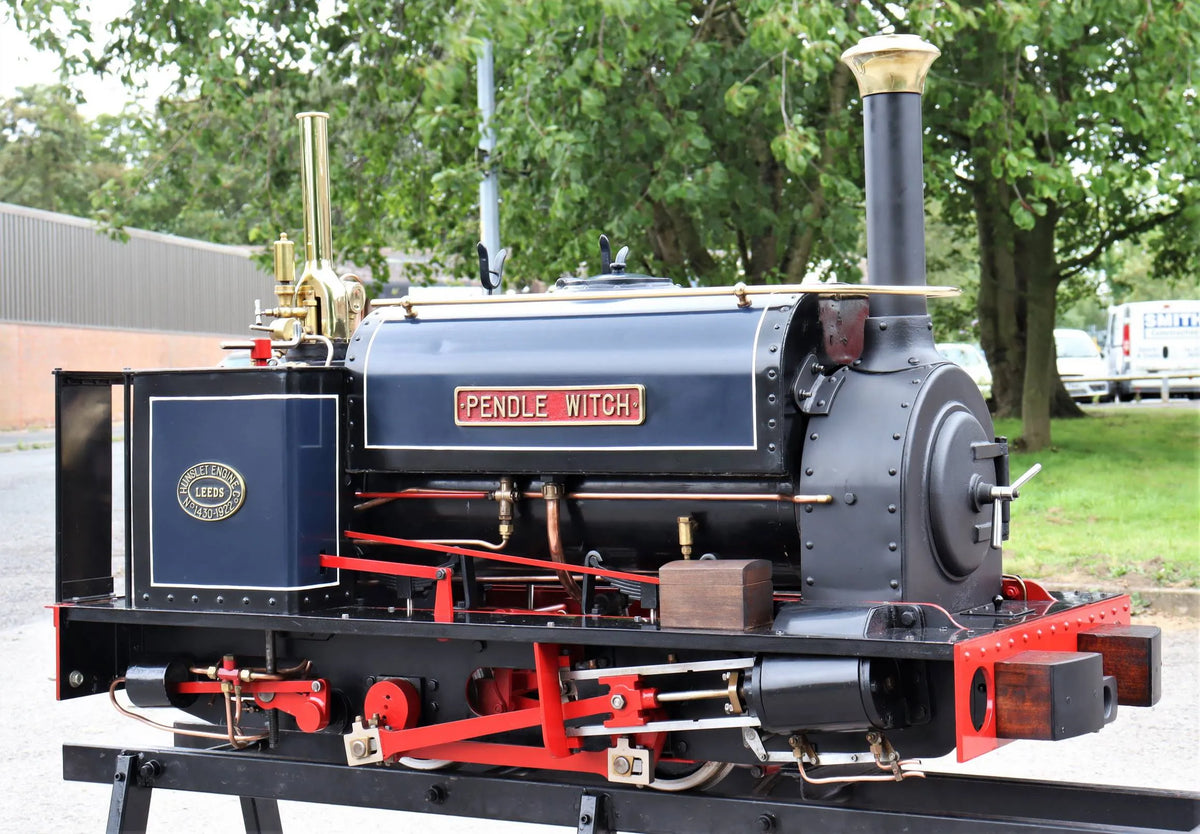 7 1/4 inch narrow gauge Hunslet 0-4-0ST "Pendle Witch"