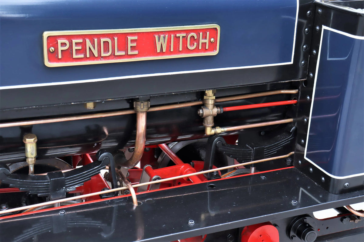 7 1/4 inch narrow gauge Hunslet 0-4-0ST "Pendle Witch"
