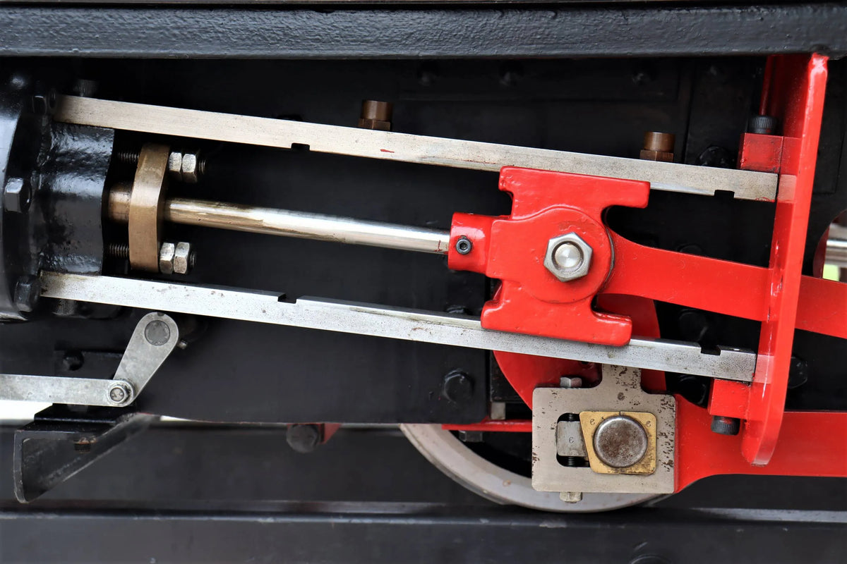 7 1/4 inch narrow gauge Hunslet 0-4-0ST "Pendle Witch"
