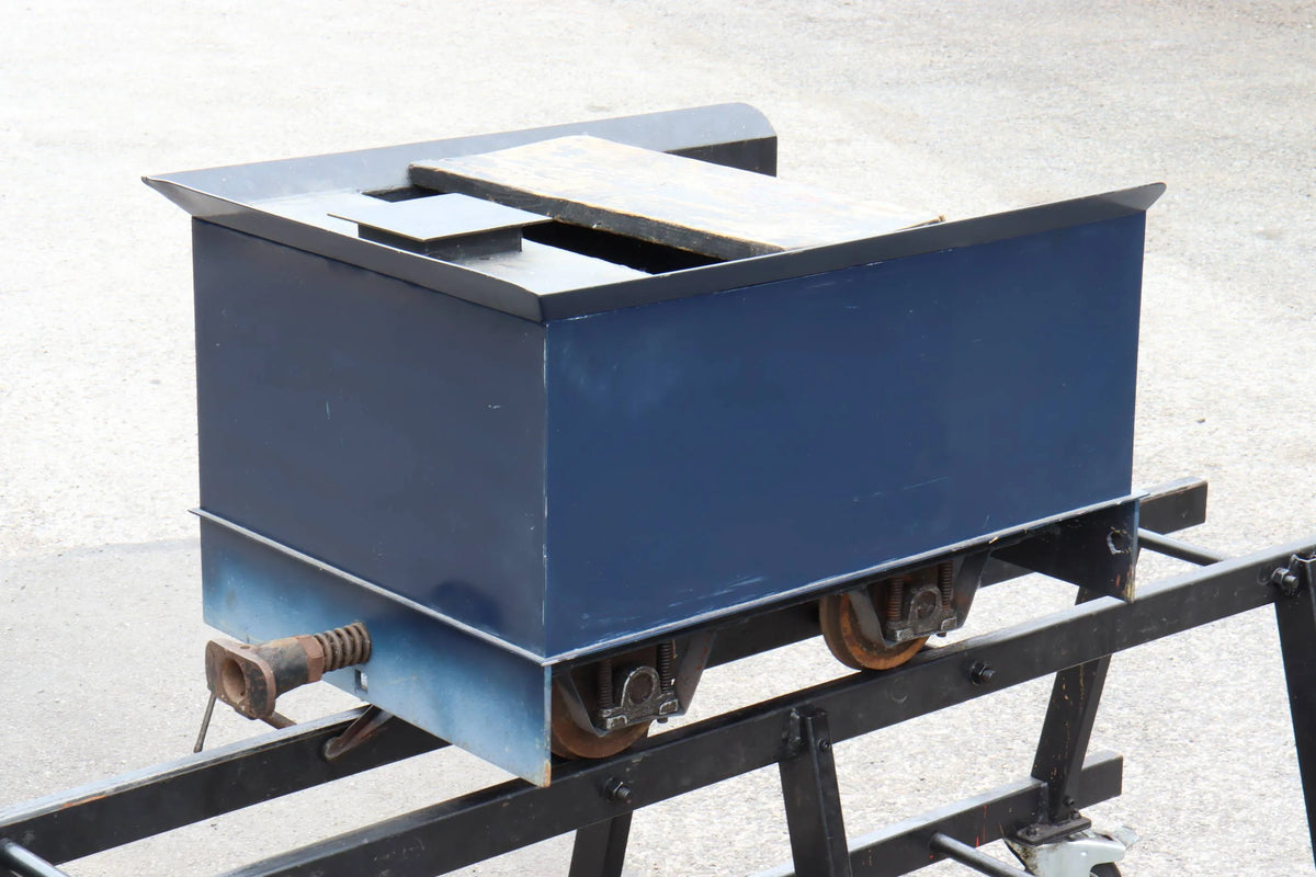 7 1/4 inch narrow gauge Hunslet 0-4-0ST "Pendle Witch"