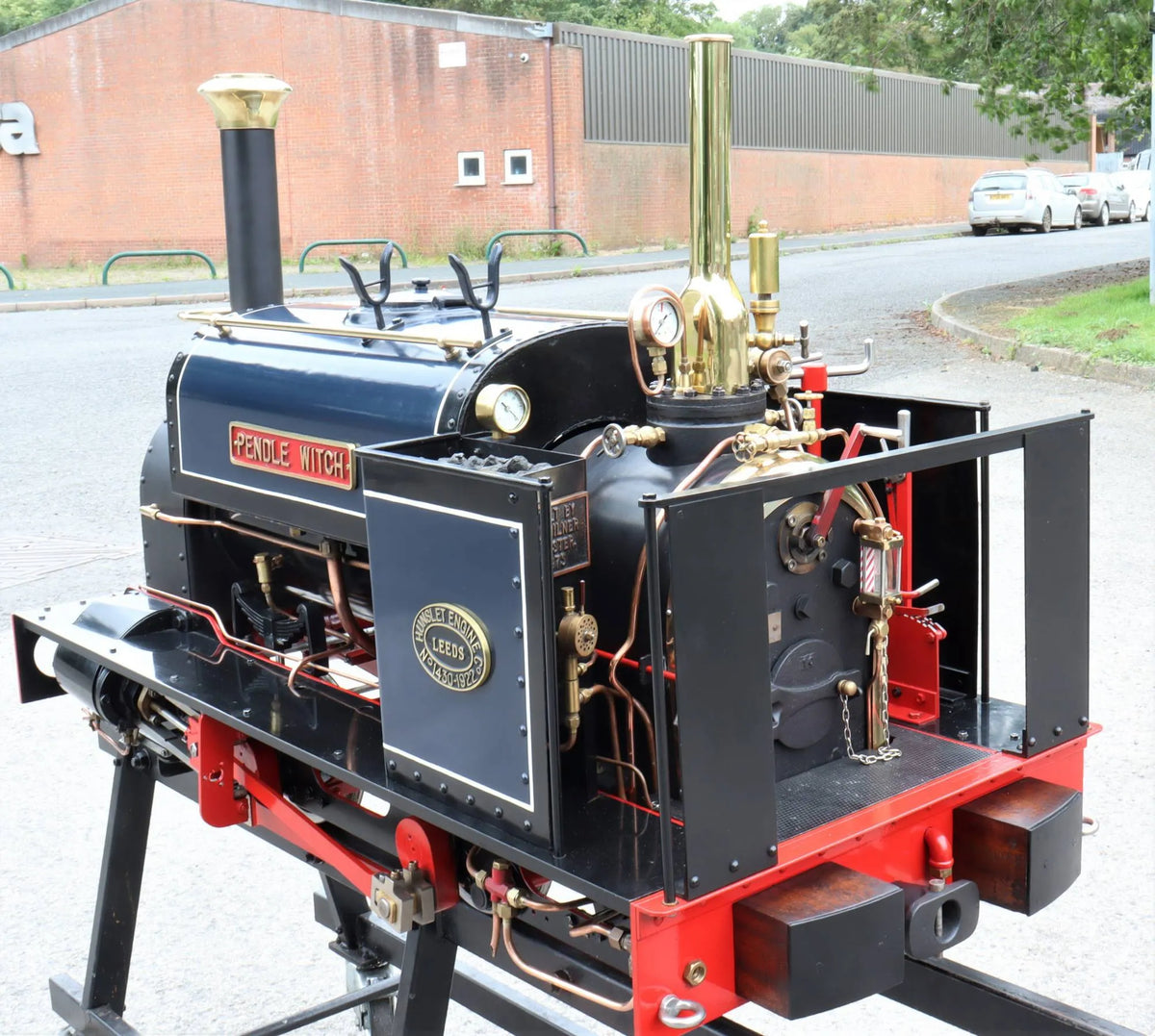 7 1/4 inch narrow gauge Hunslet 0-4-0ST "Pendle Witch"